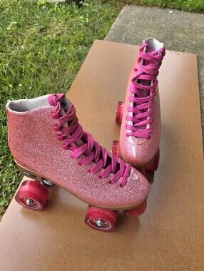 Foxy Pink Glitter Quad Roller Skates w/Hot Pink Laces Size 7